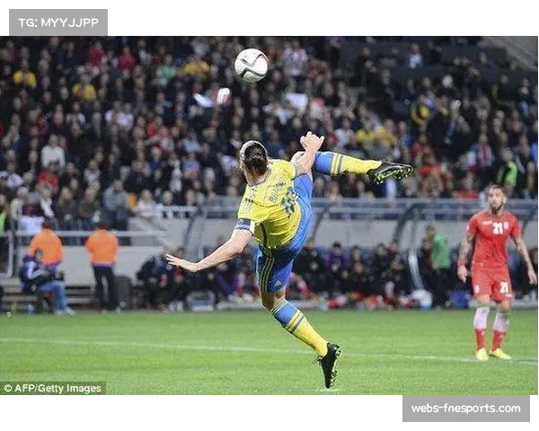 加纳乔倒地侧钩射门，普斯卡什奖经典瞬间再现